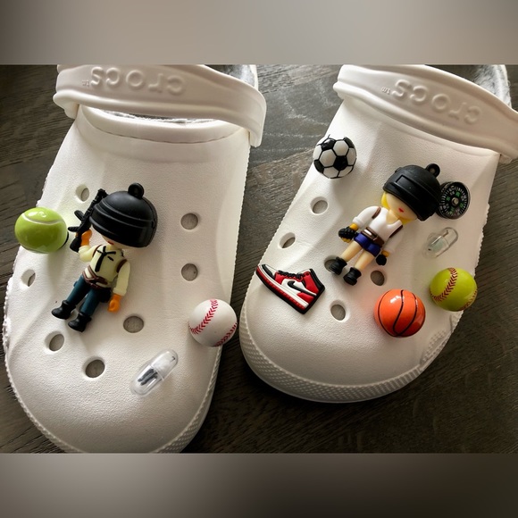 Charms - Picture 4 of 10